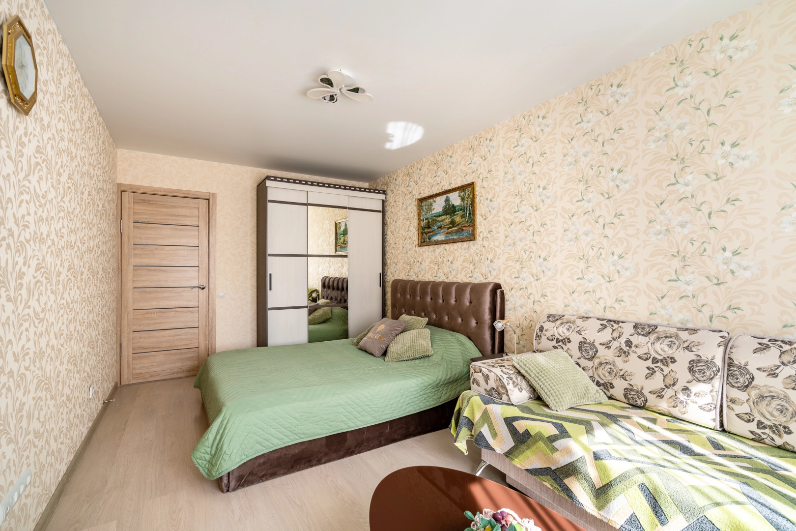 Апартаменты GLOBALSTAY в новом доме на Юннатов. 5 мин до Реадовского Парка