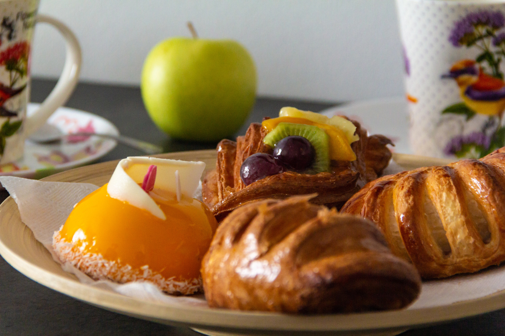 Апартаменты АЛЛиС-ХОЛЛ Малышева 42а