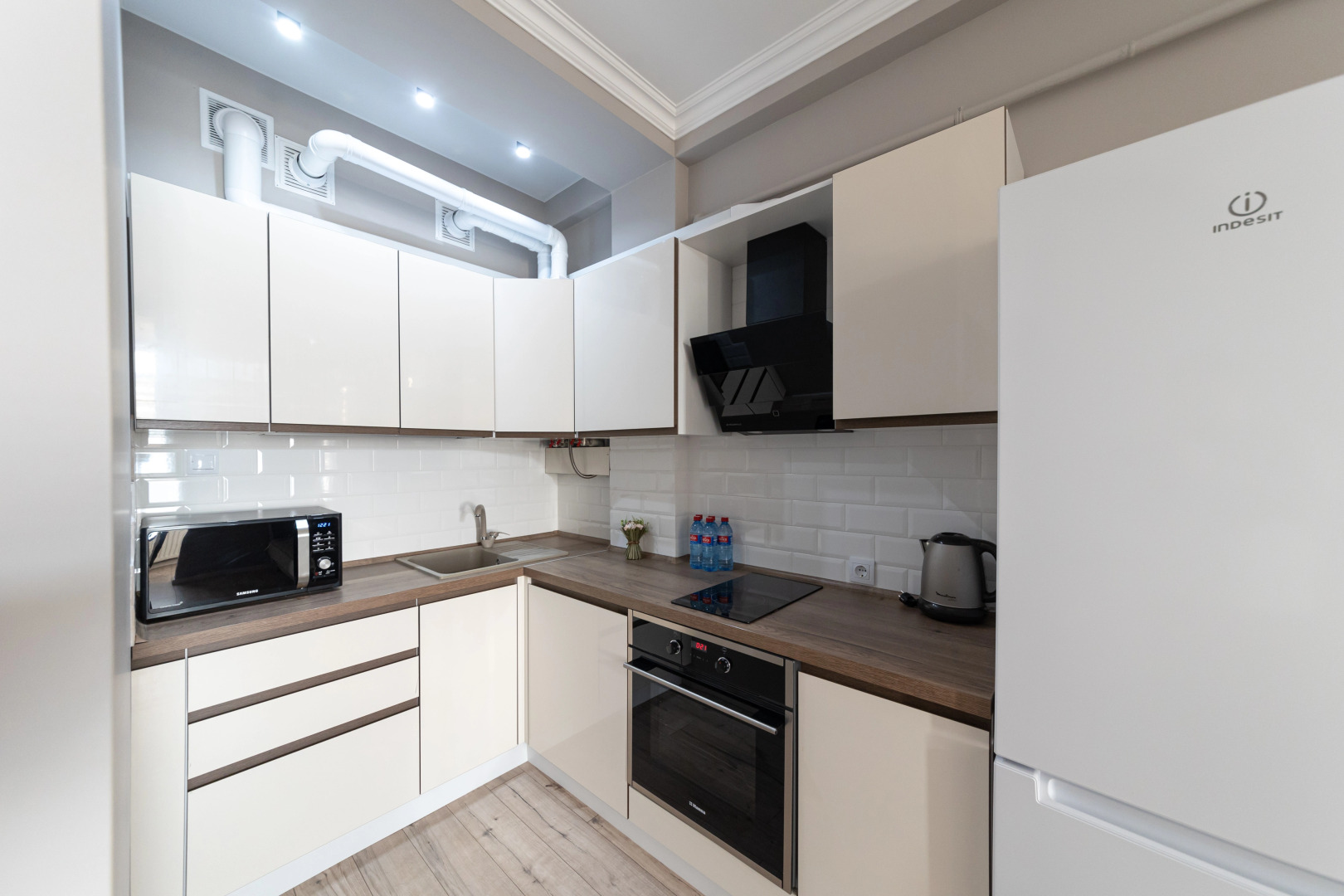 Апартаменты Red Apartments Атлант