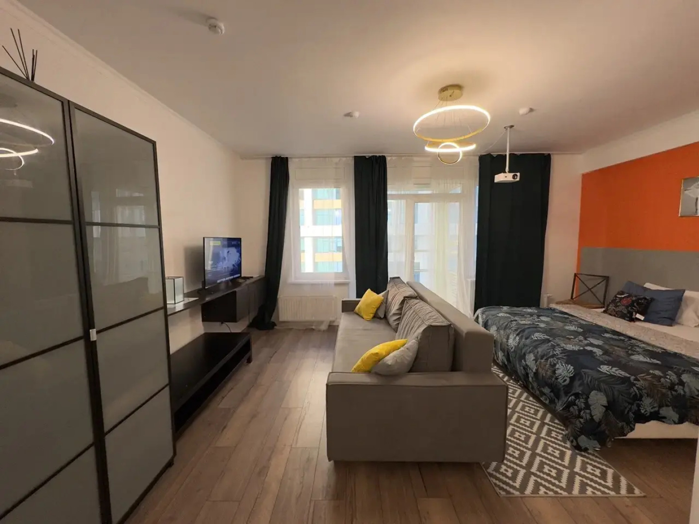 Апартаменты Everest Gorky