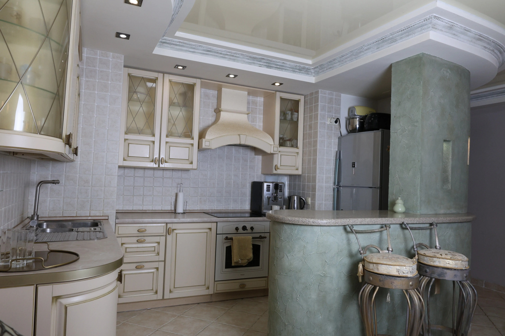 Частный дом Уютный с купелью, сауной и камином Лаундж с гамаком и лежаками