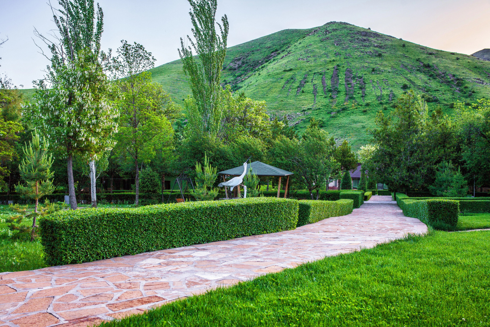 Aksu Zhabagyilyi Guest House