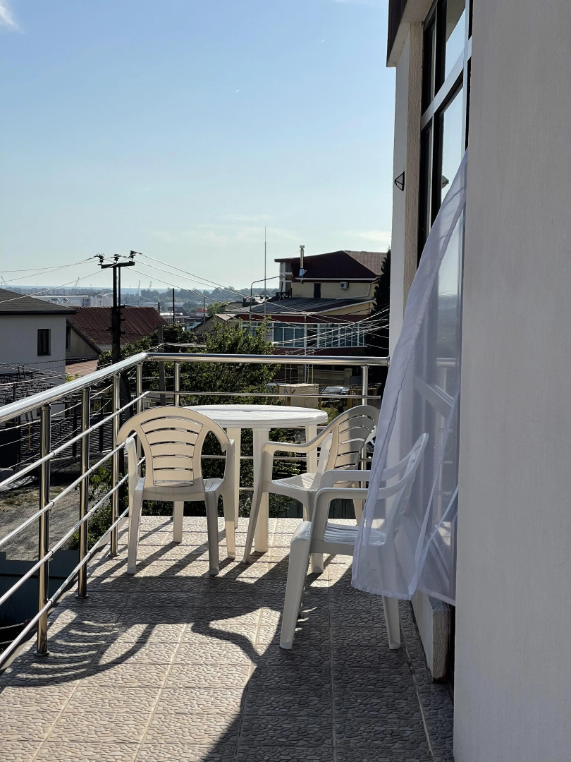 Вилла с бассейном и 5 мастер спальнями