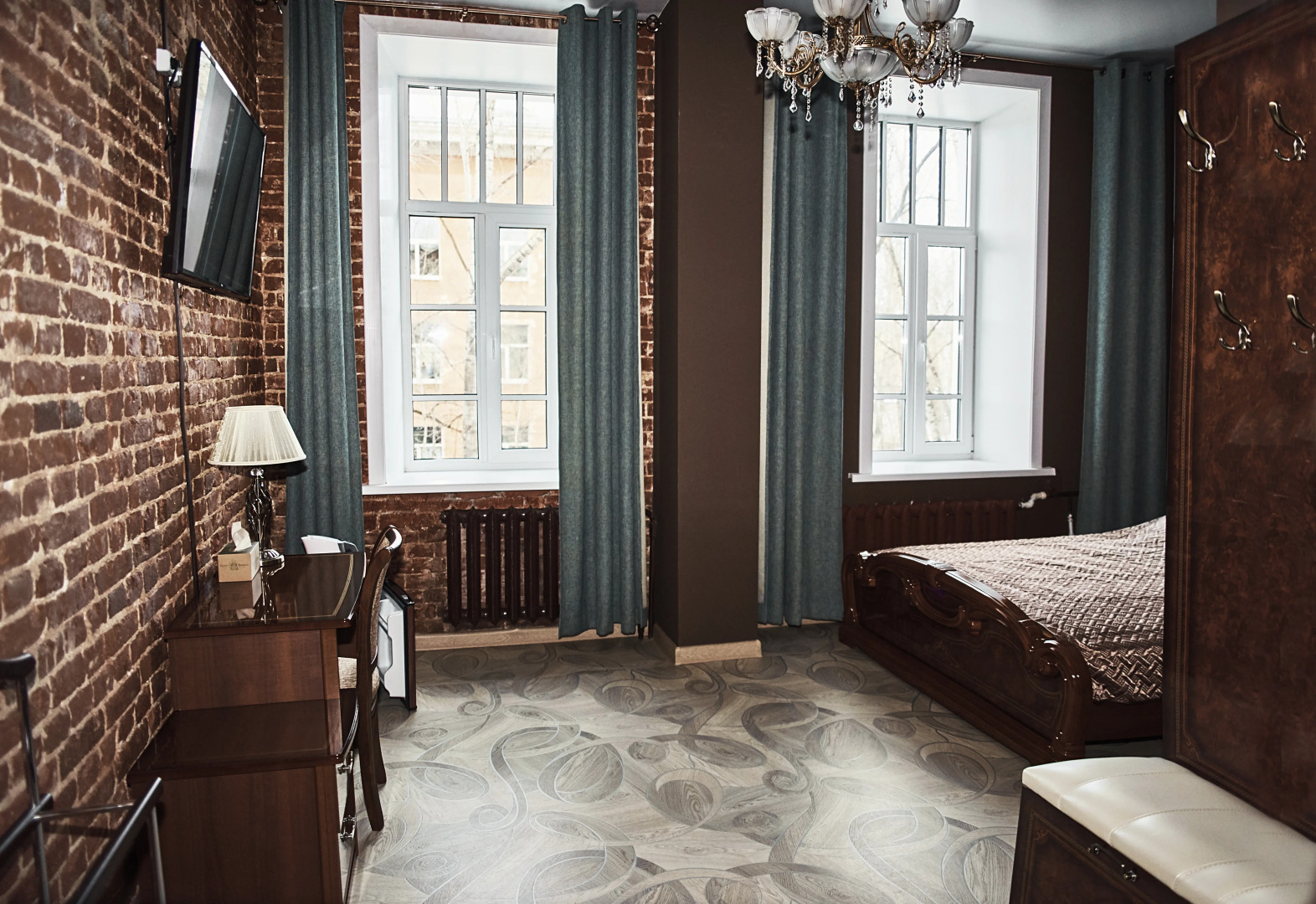 Отель Империал