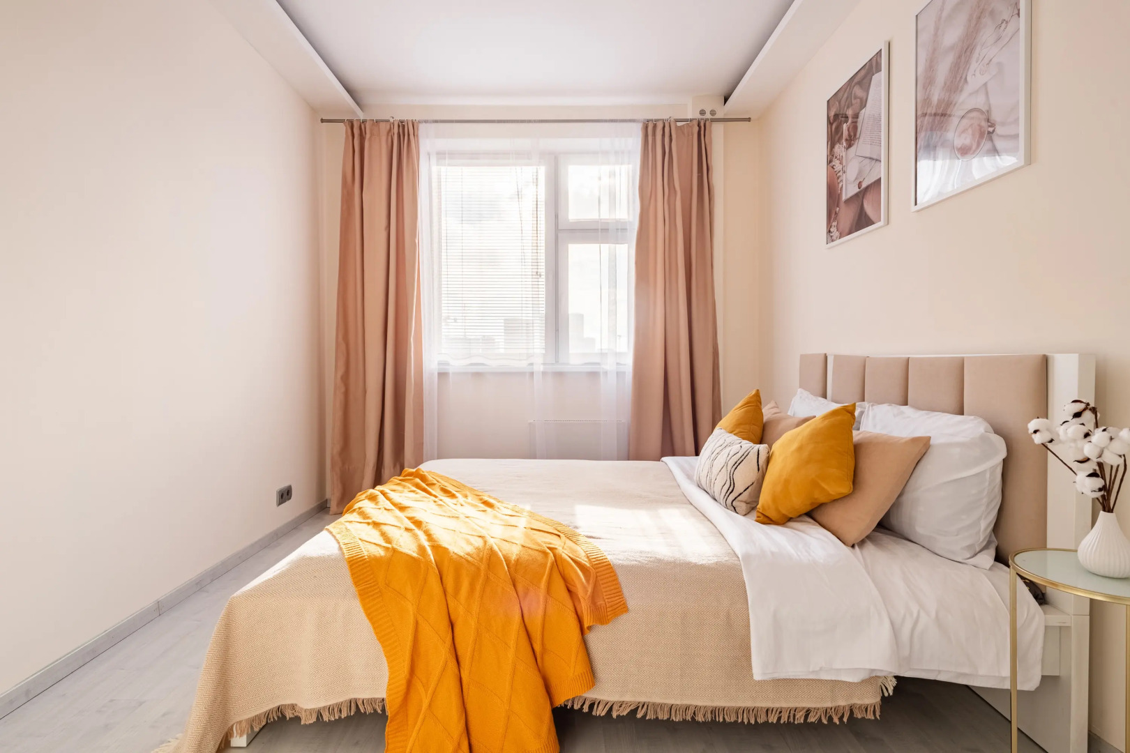 Квартира Двухкомнатная Natali apart у метро Академика Янгеля