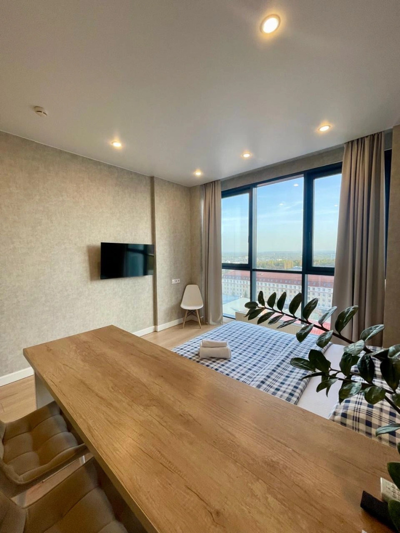 Апартаменты Видовые на Гостином Дворе 013030