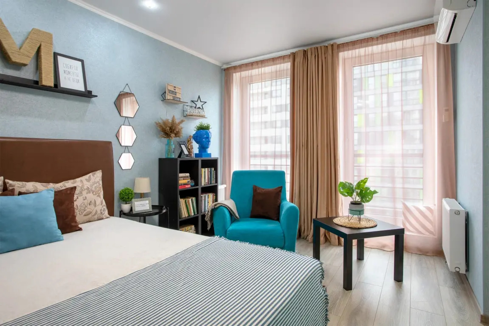 Апартаменты Novin House