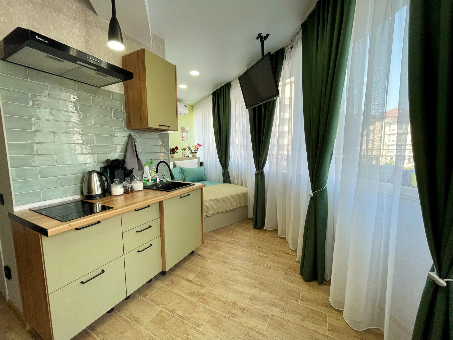 Апартаменты с Террасой с Собственным Бассейном 3 Минуты от Моря