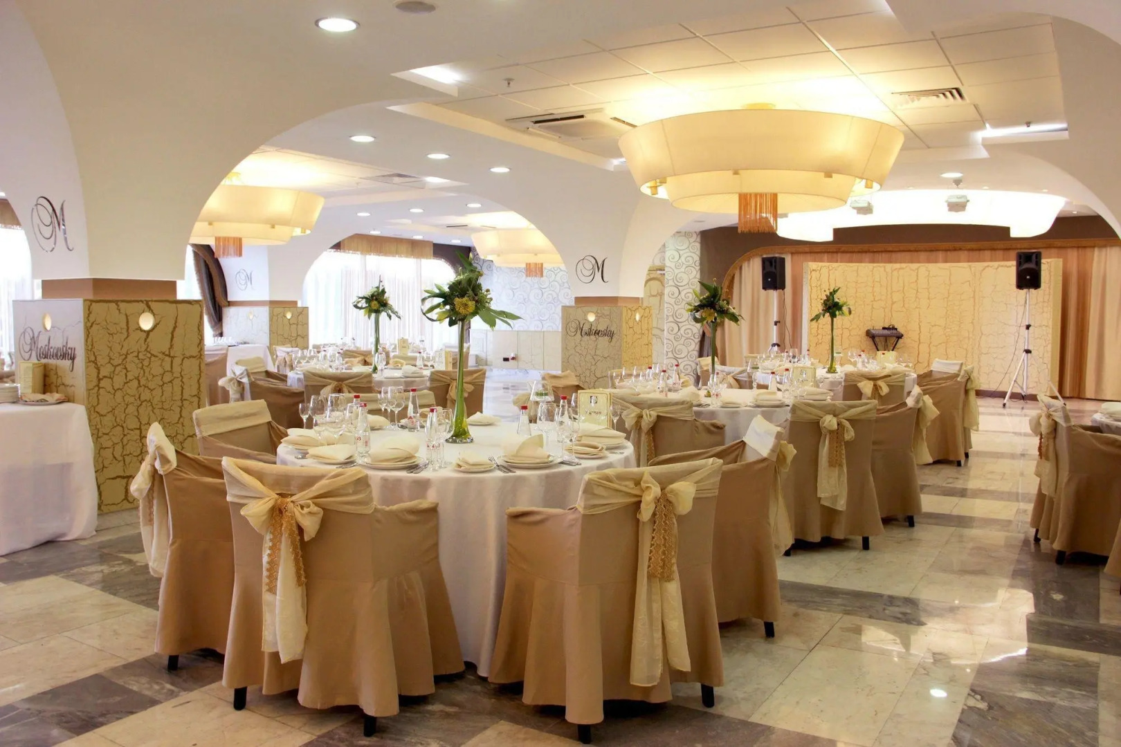 Аристократ Официальный партнёр Отеля «Гамма» Измайлово