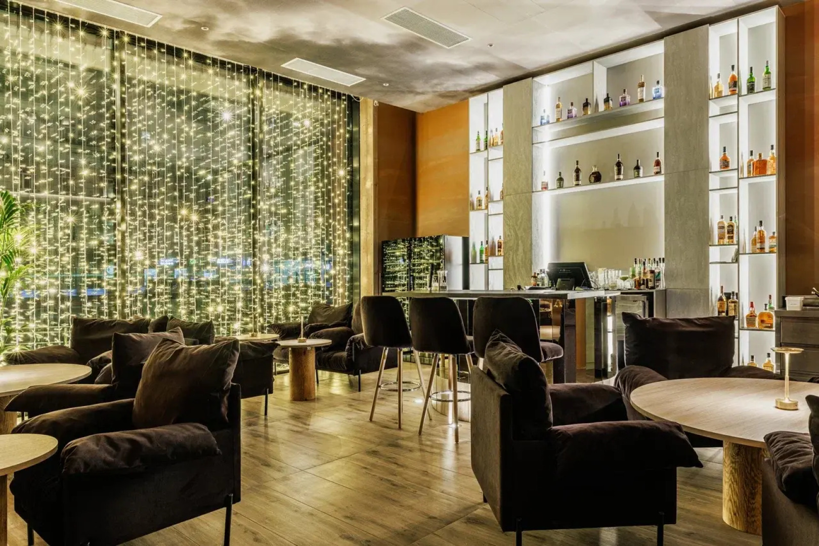 Отель Glenver Garden