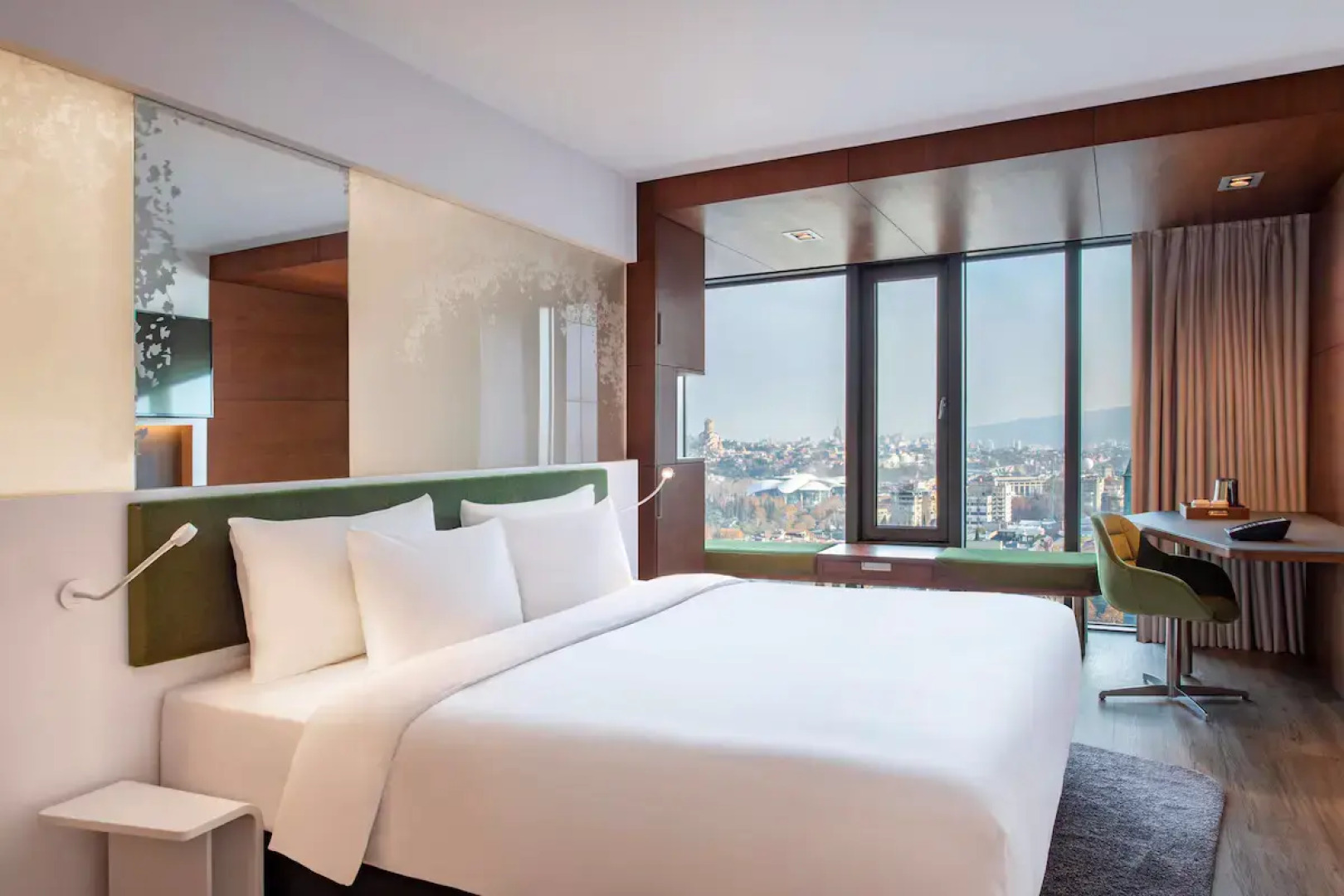 Отель Radisson Blu Iveria Hotel, Tbilisi