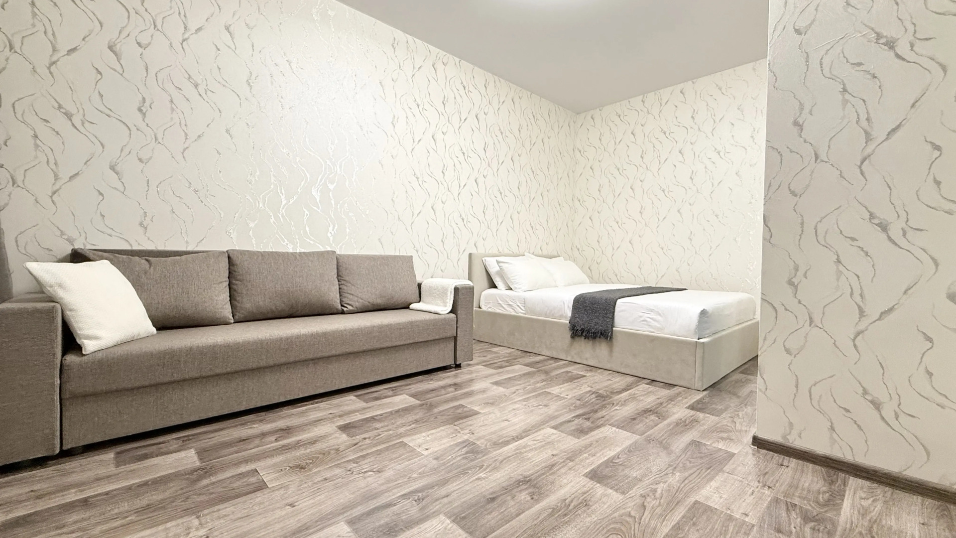 Апартаменты Hugge Place у Аквапарка [Объект 56]