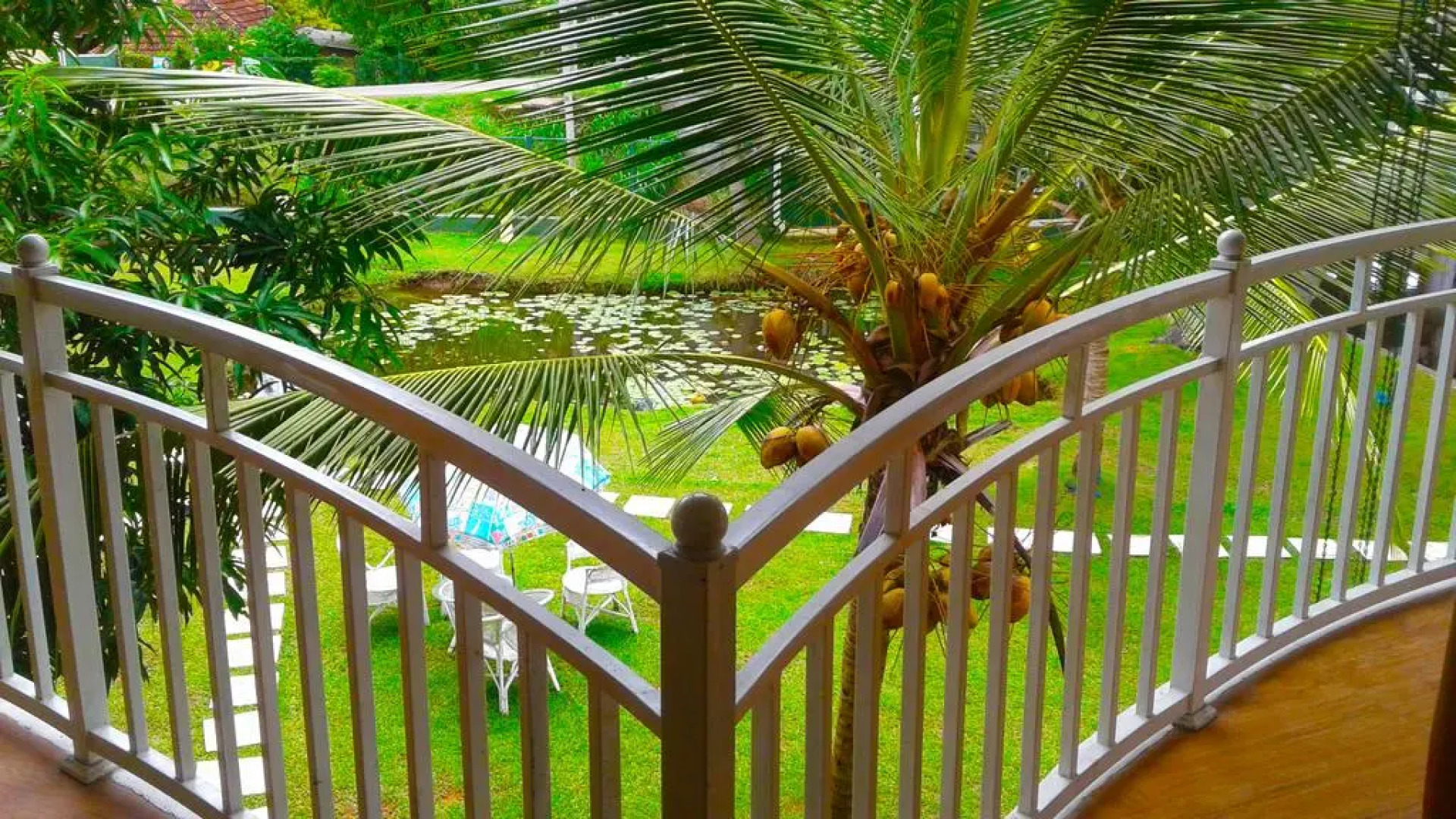 Отель Yoho Lake View Resort