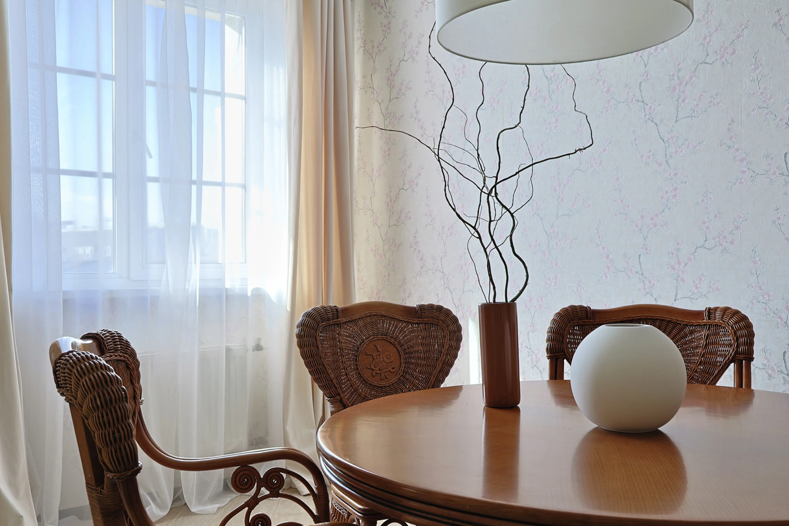 Квартира Комфортное Жилье в Центре Города с Видом на Реку Булак