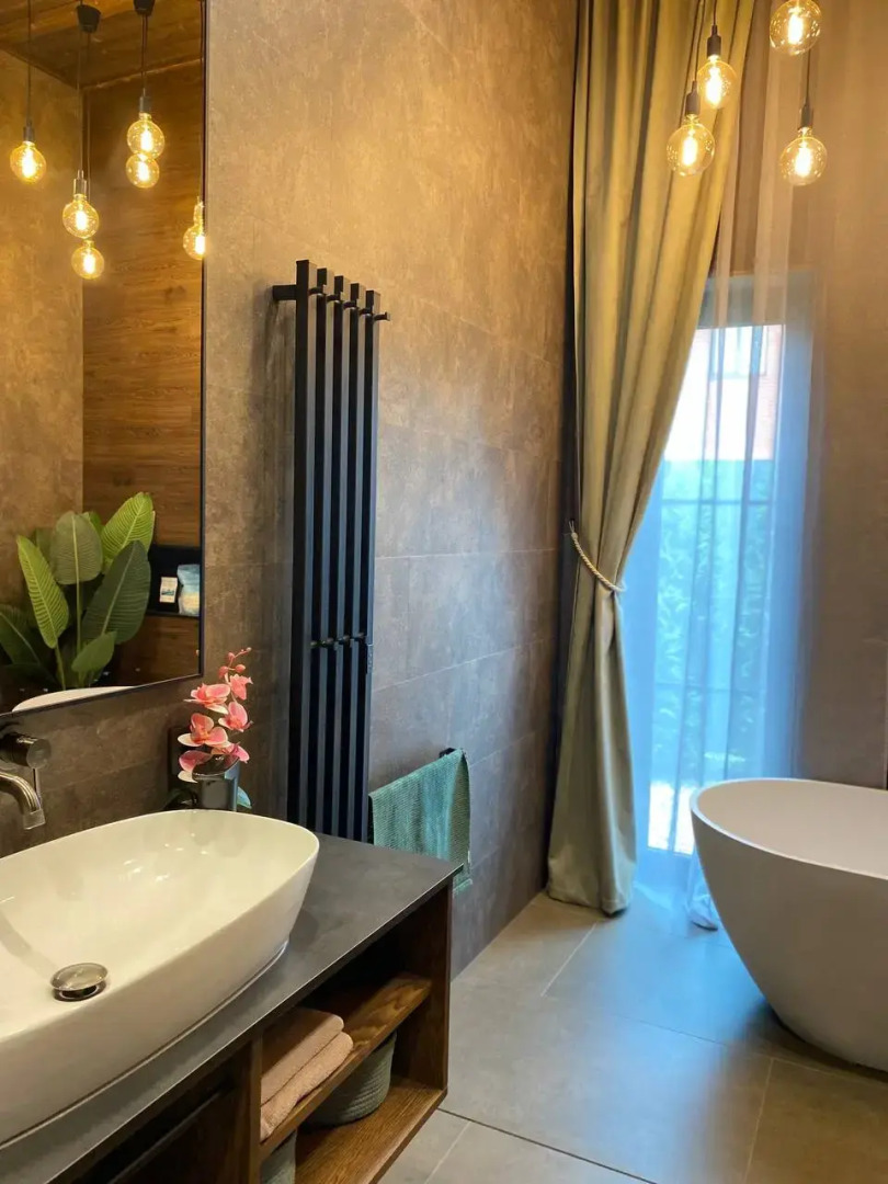 Вилла стильная с умным домом сауной и чаном