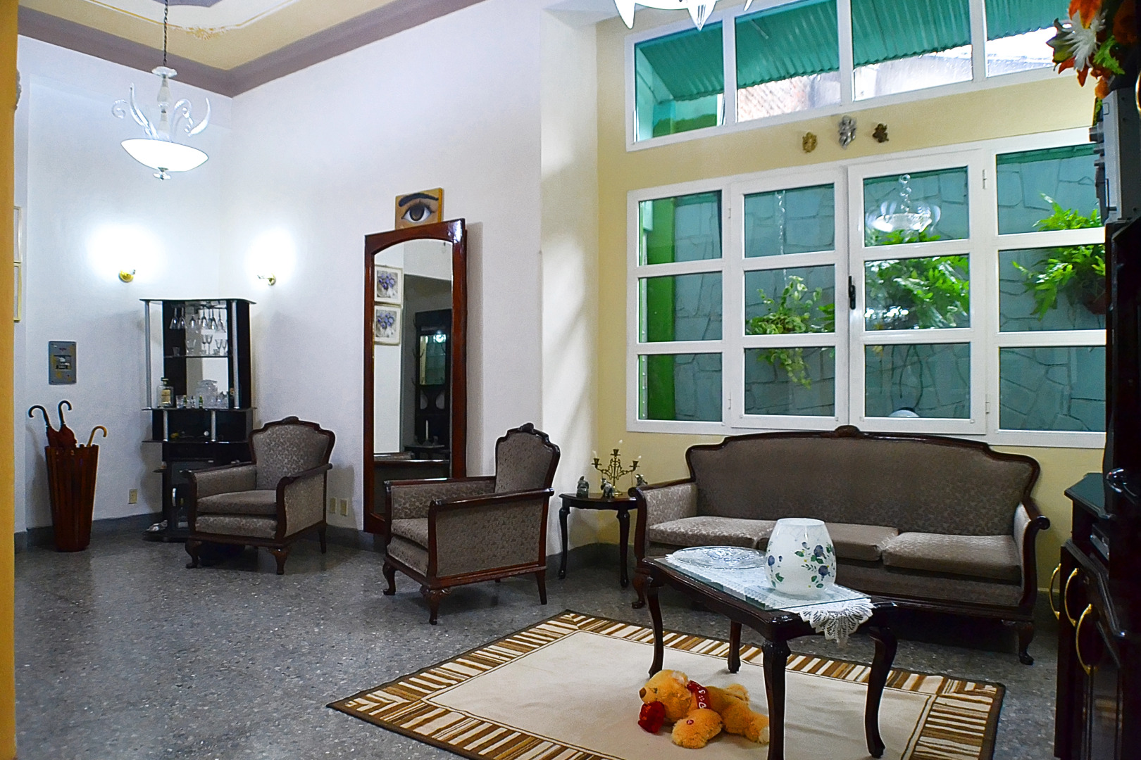 Мини-Отель Hostal Yakelyn