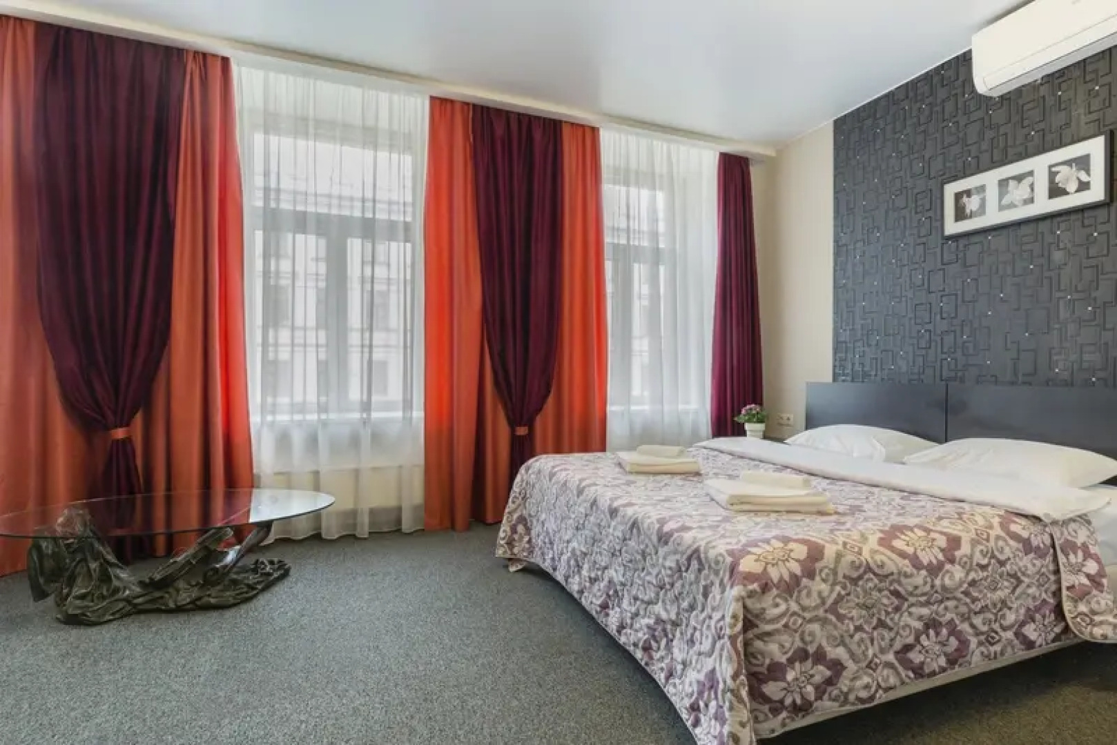 Отель Амбер