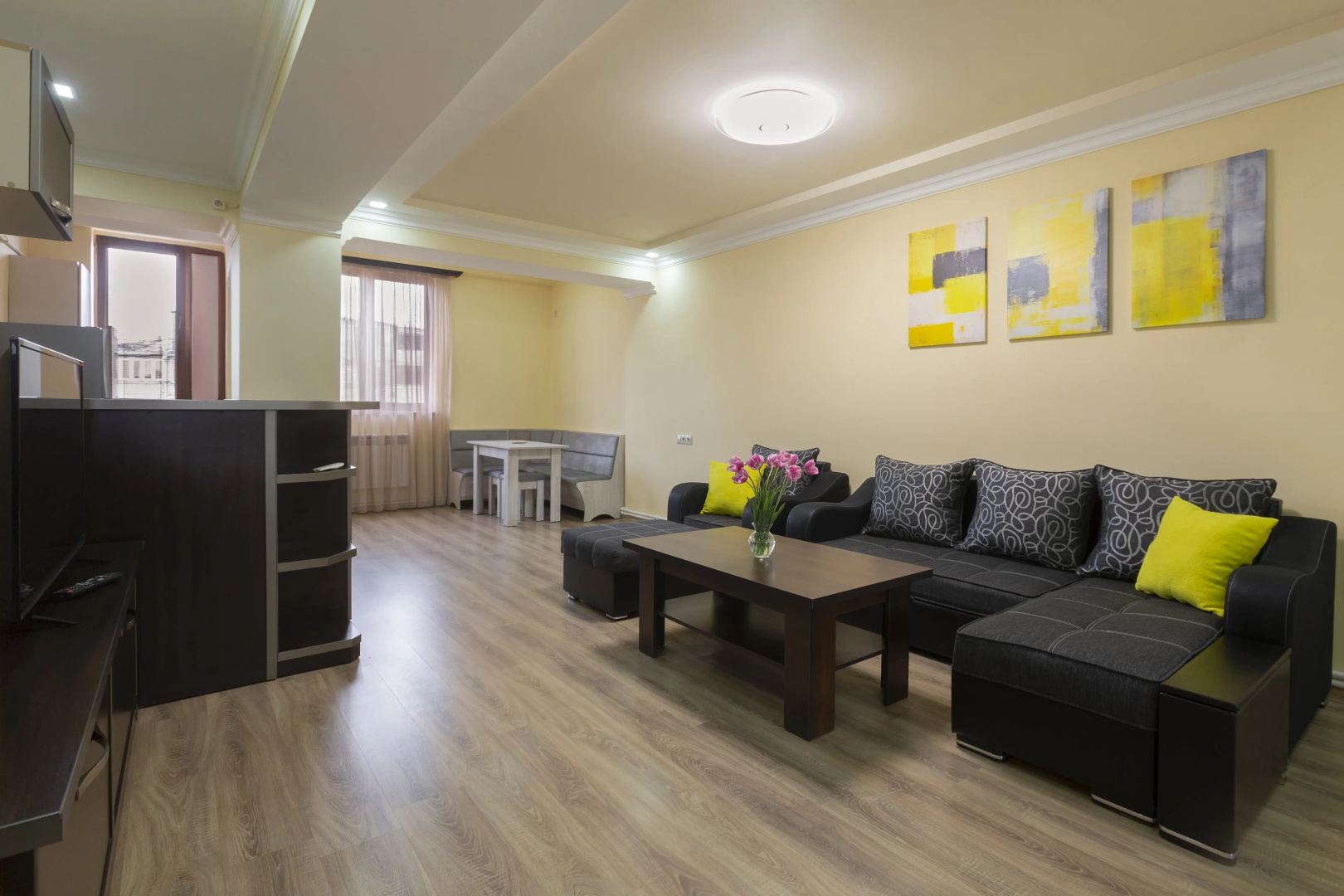 Апартаменты Umba Apartment N5 - балкон и вид на гору Арарат