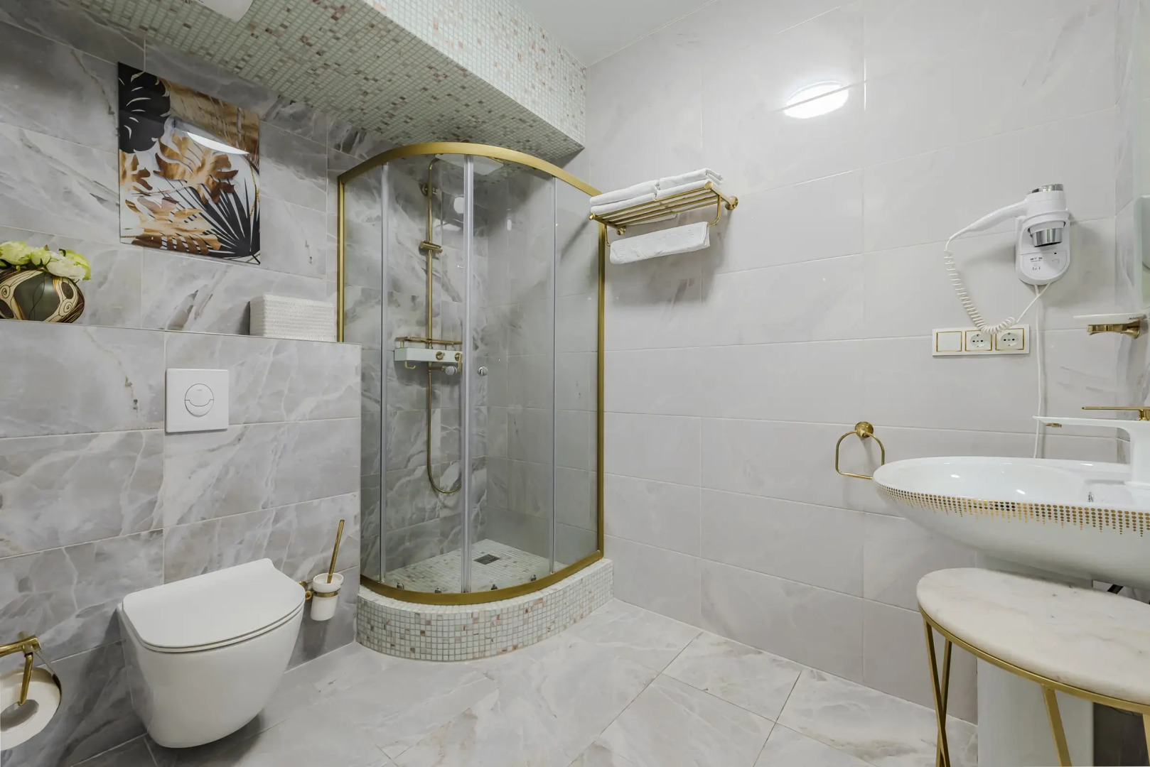 Отель Серенити Премиум