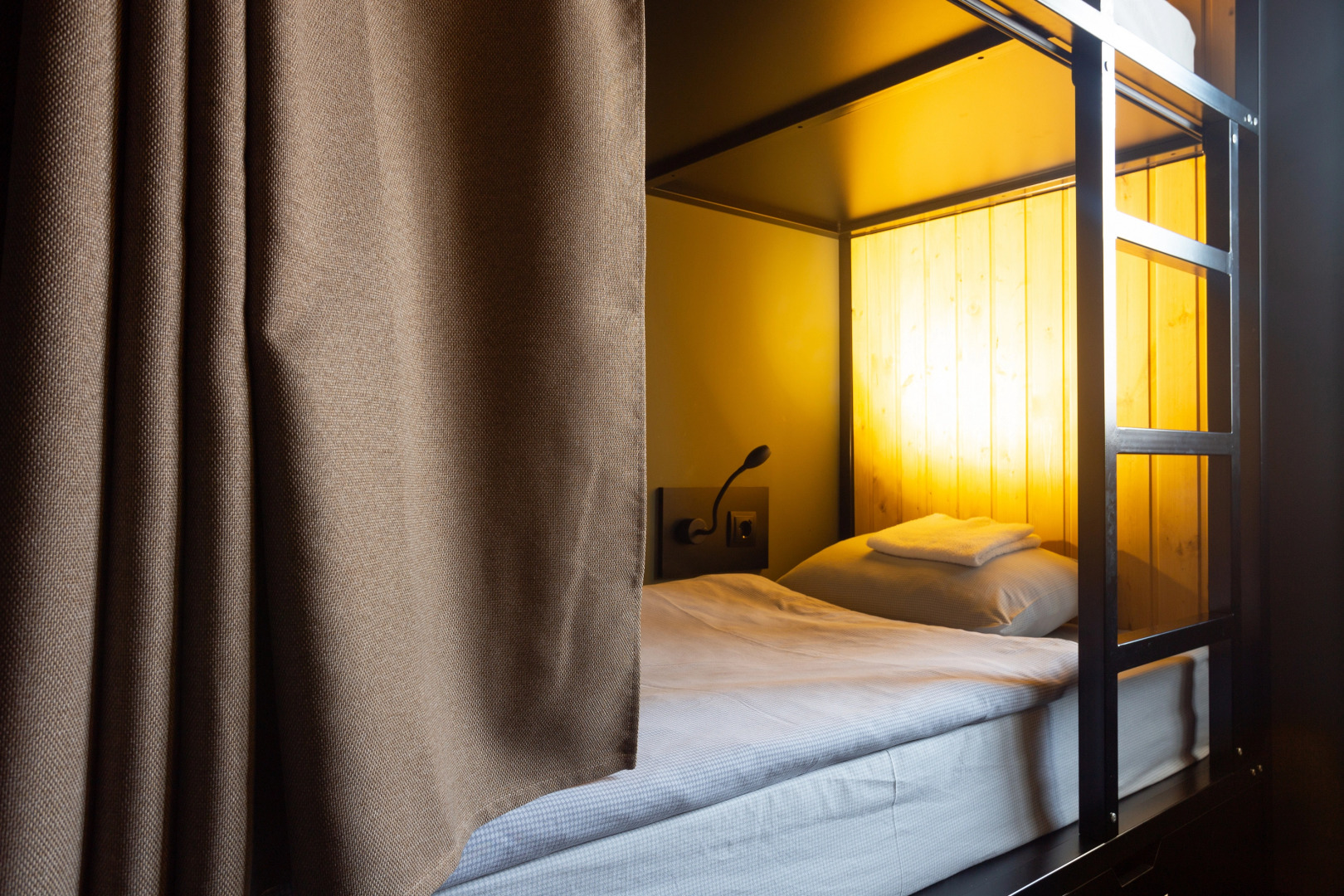 Хостел Аполло