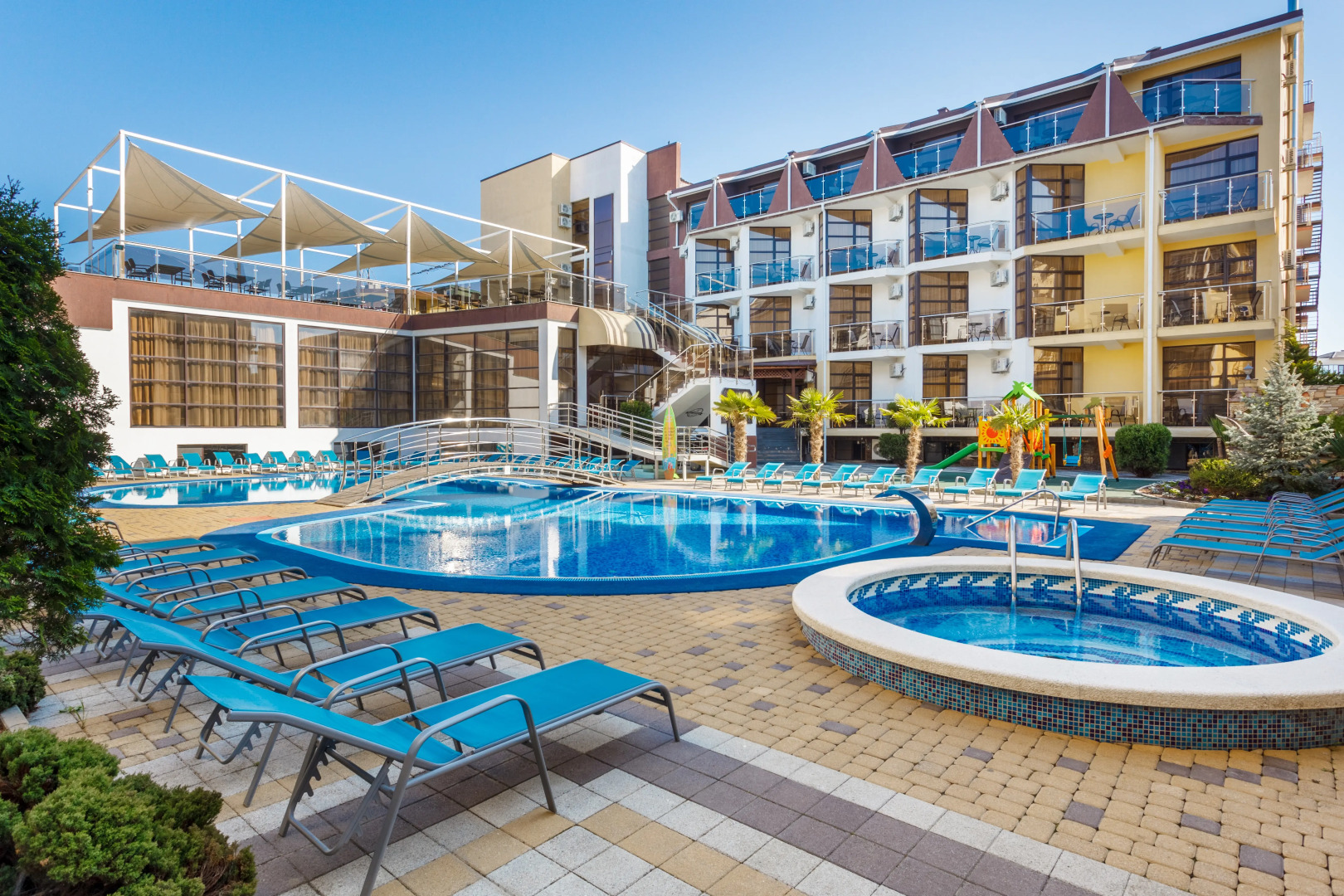Отель Pontos Family Resort Hotel All Inclusive