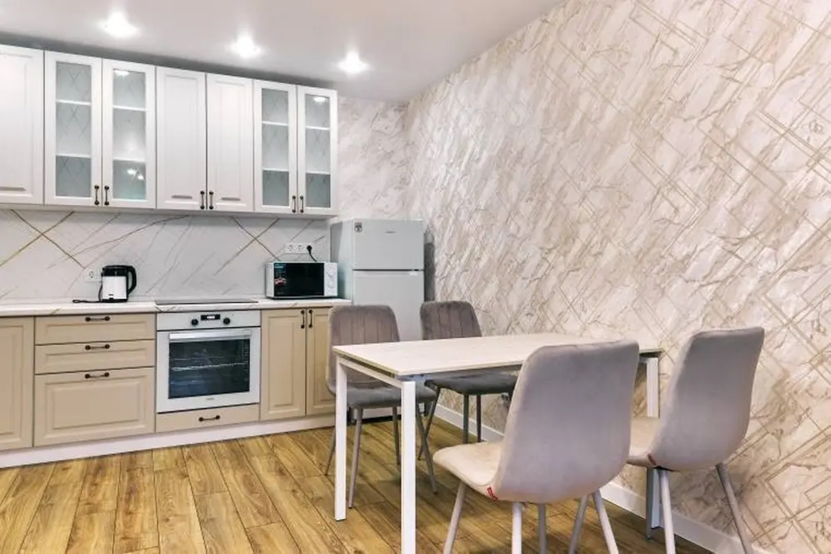 Апартаменты 8 на Симанина 14