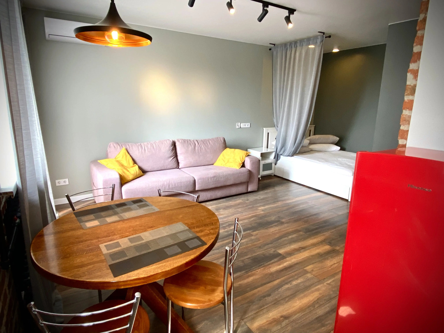 Апартаменты Современный Лофт в Центре города