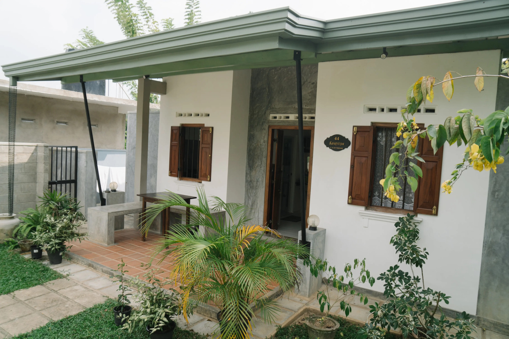 Апартаменты 44 Karapitiya