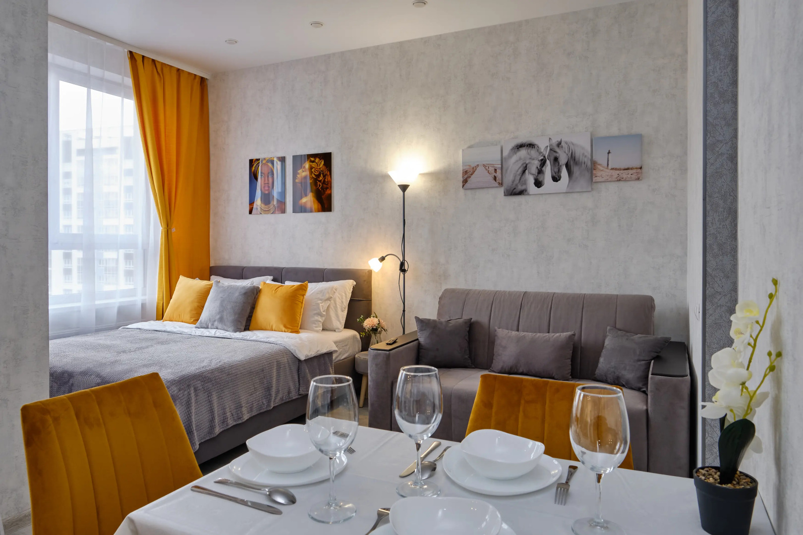 Апартаменты RentPlaza возле Центра