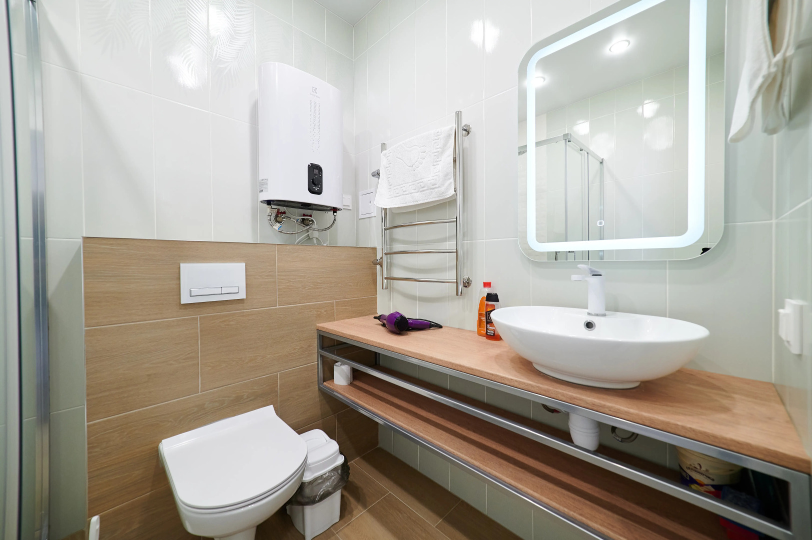 Апартаменты Aparts Metro Luxury