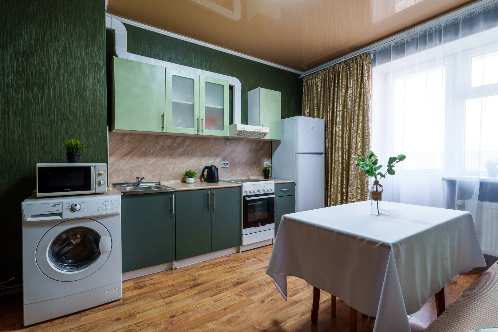 Квартира двухкомнатная Апарт-Отелика в Шаговой Доступности к Парку Галицкого