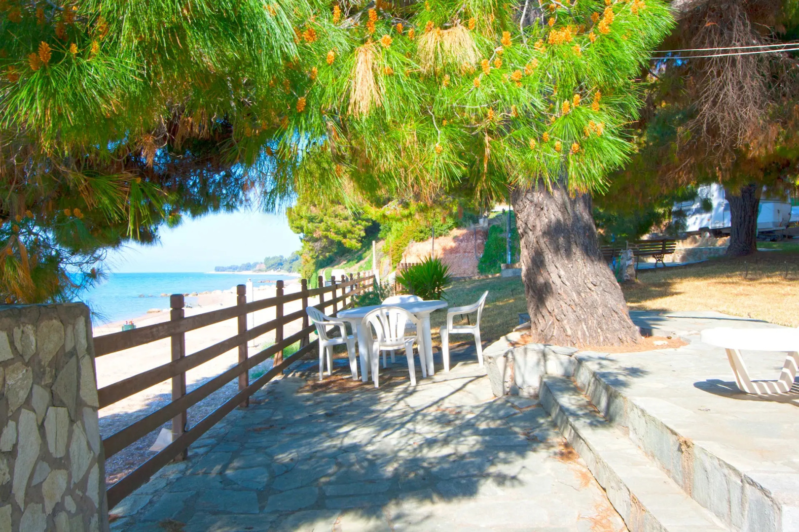 Гостевой Дом Barlee BeachFront House Metamorfosi