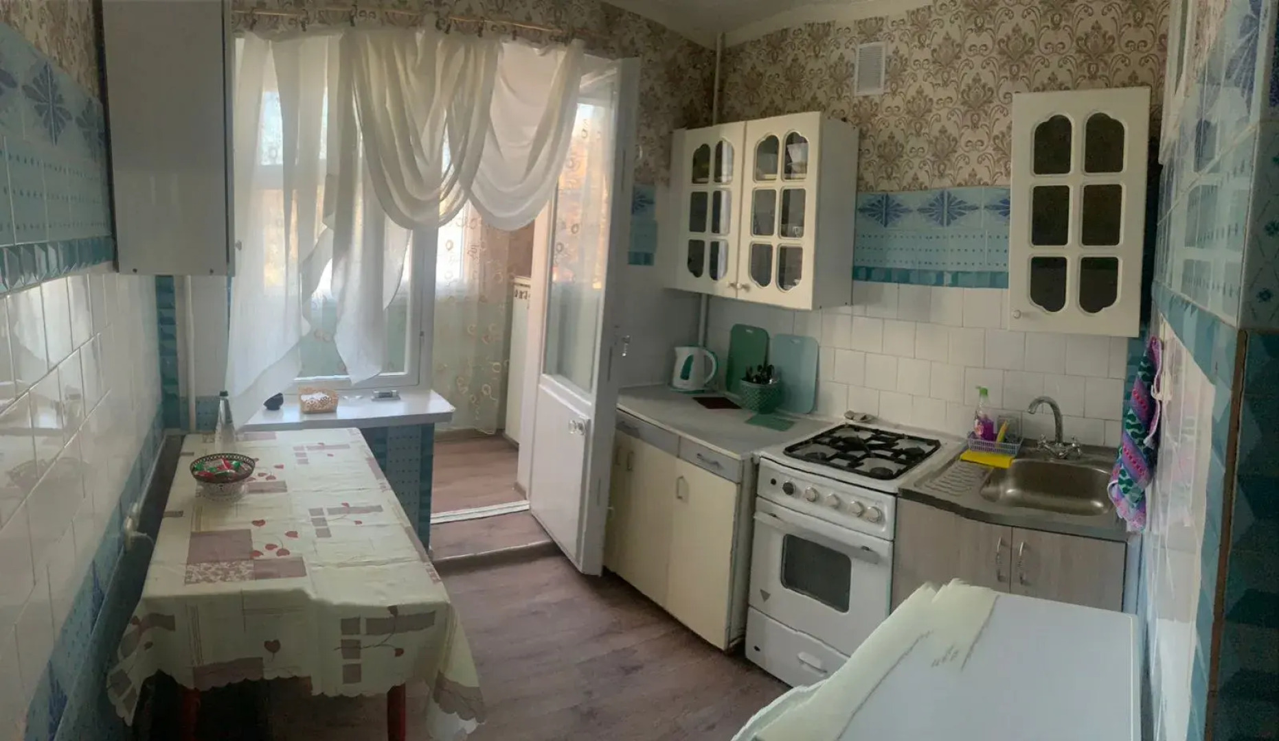 Квартира Светлая и Теплая 2-х Комнатная