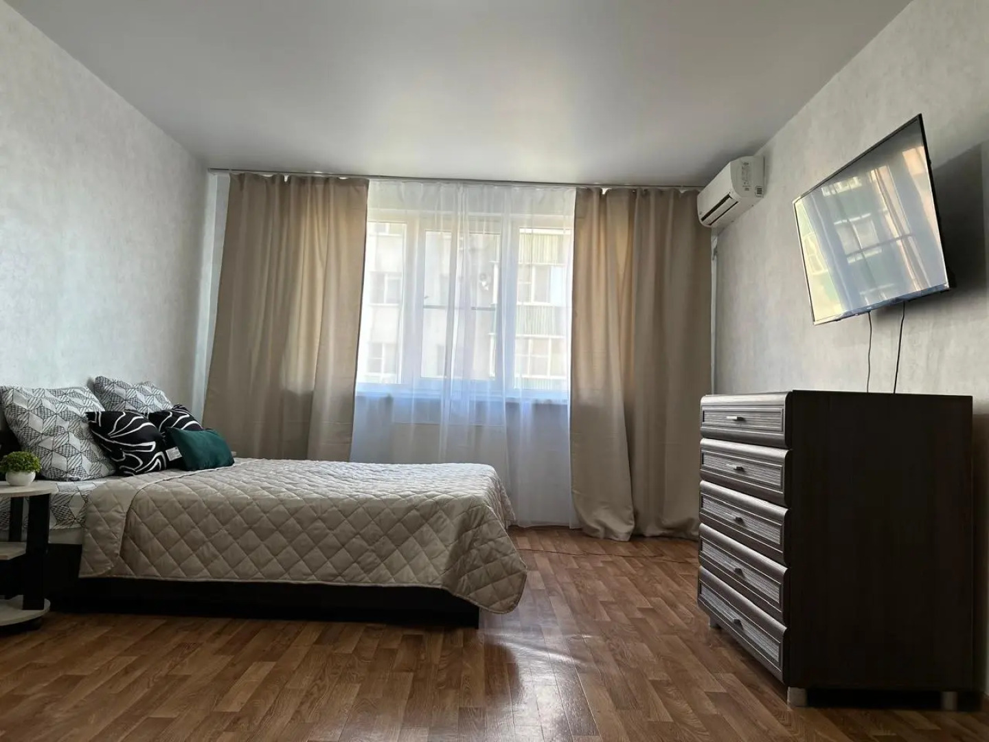 Апартаменты на Солнечной Yana Apart