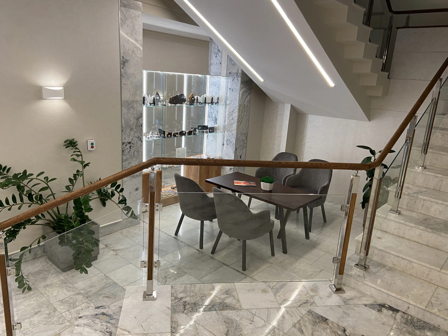 Гостиница Октябрьская