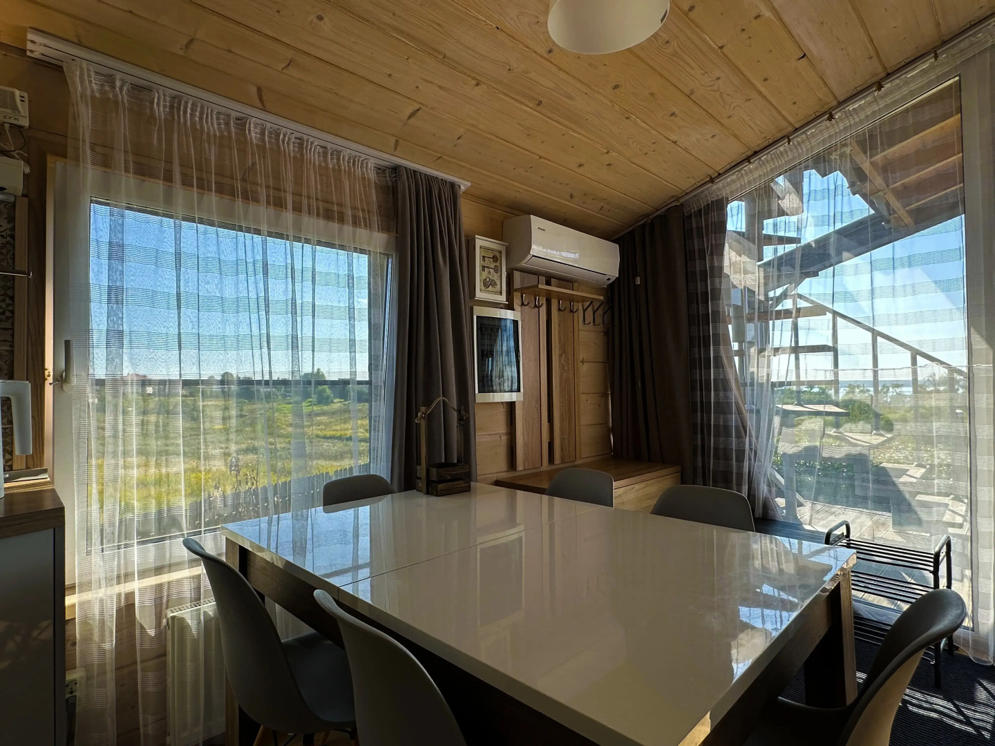 Частный дом с восхитительным видом на озеро Плещеево и город