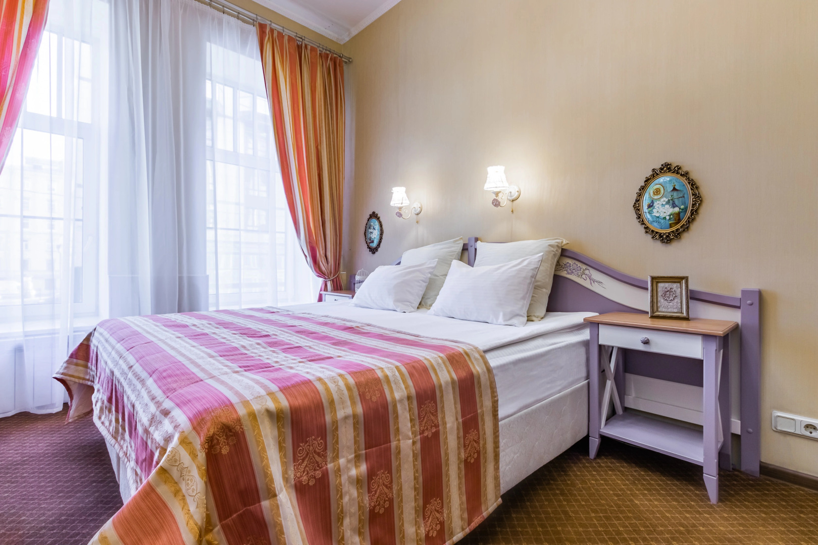 Меблированные комнаты Блюз на Невском