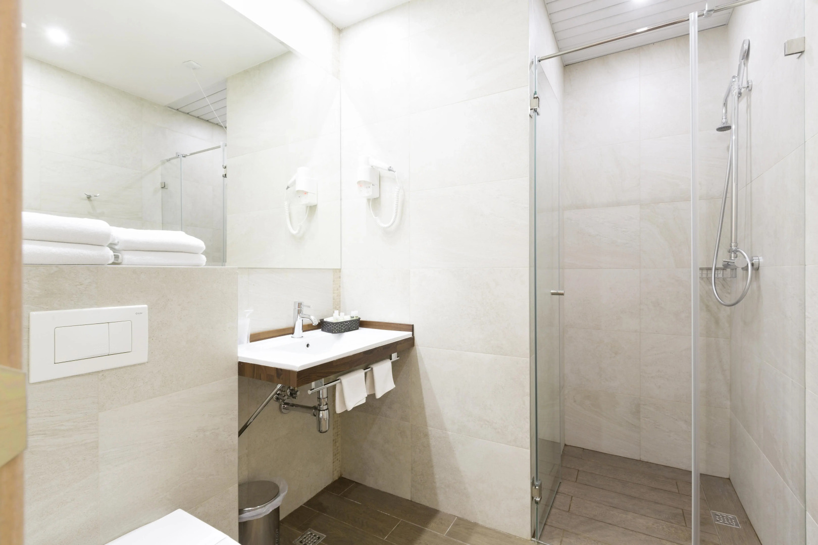 Ночлег и завтрак (B&B) Five Points Square - City Center