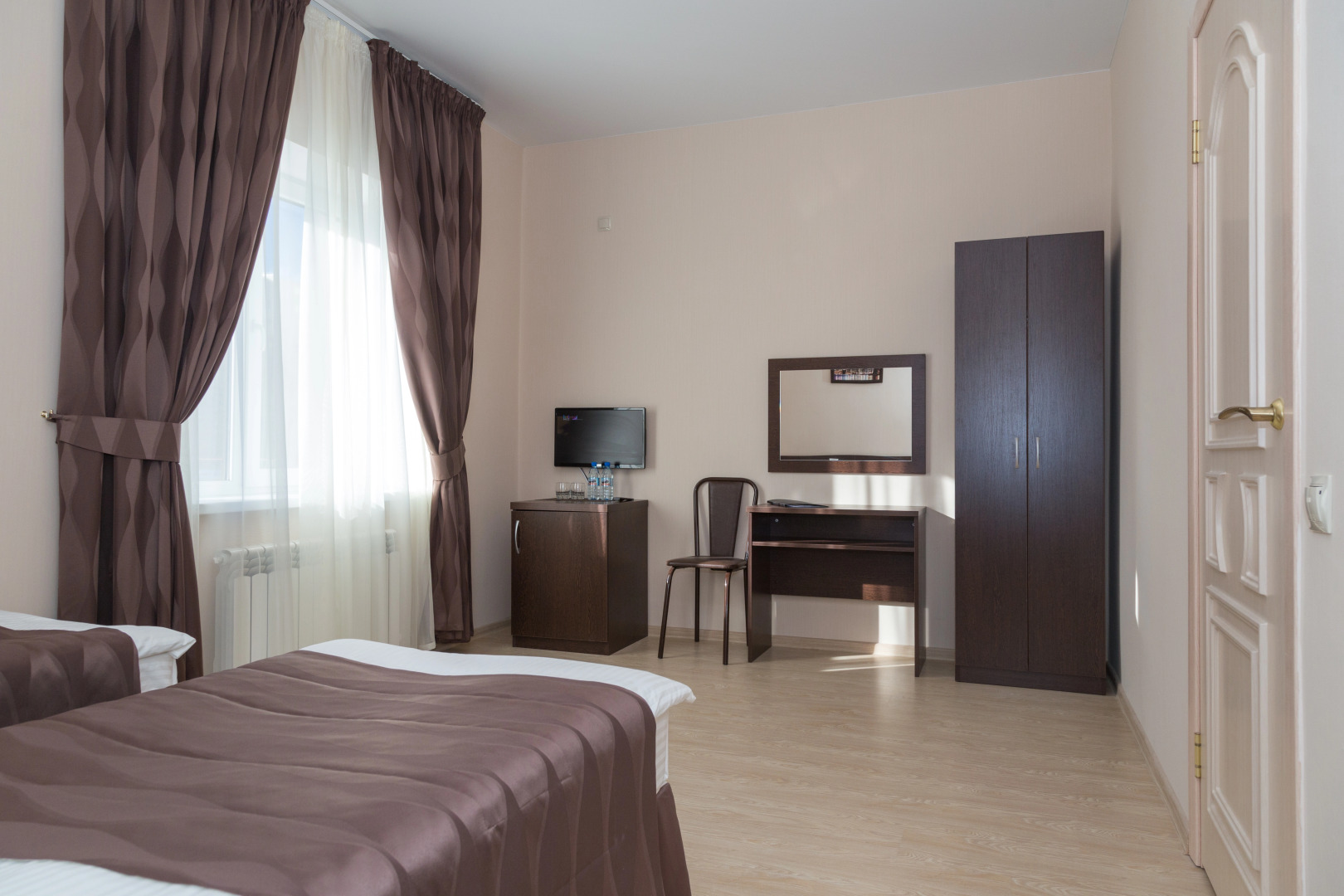 Отель Виктория 3*