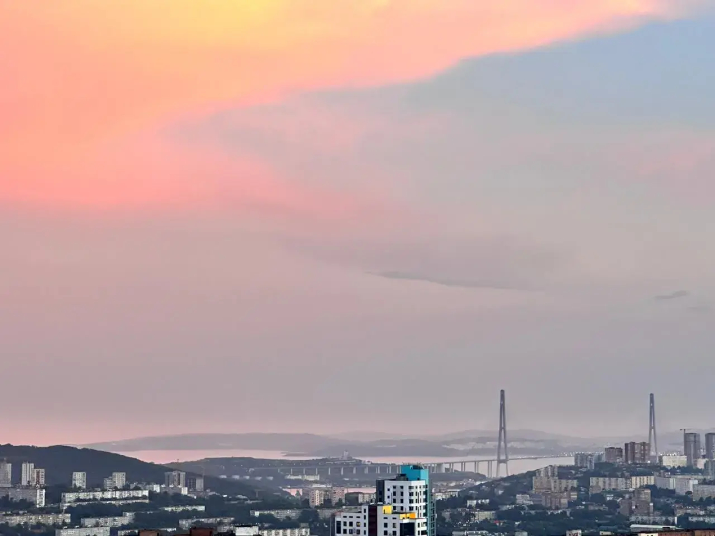 Апартаменты с видом на море и мосты