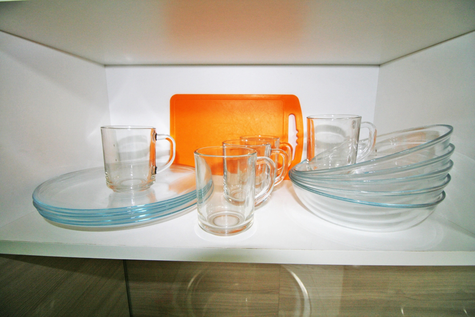 Квартира Арт-Галерея на Восточной 2к Посуточно Кириши