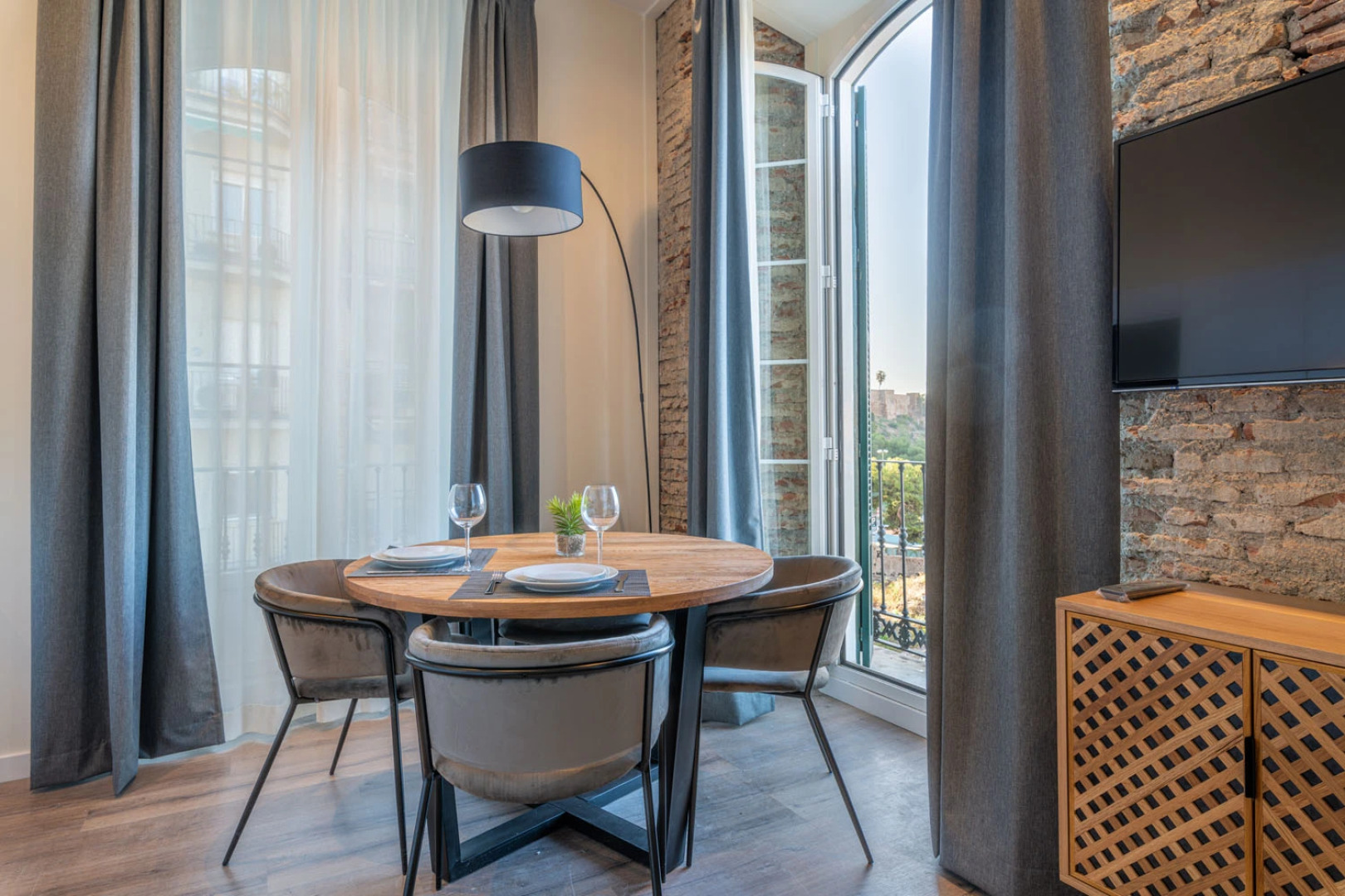 Апартаменты Homearts Málaga