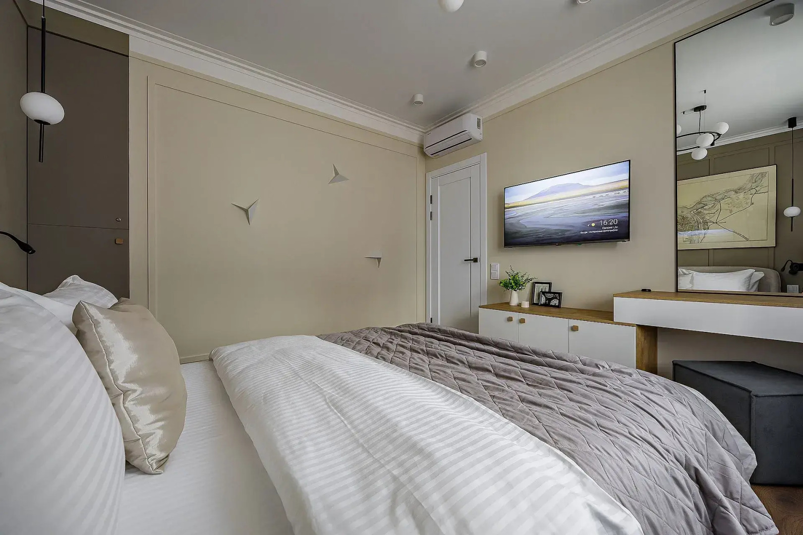 Квартира двухкомнатная в центре на ул.Большая Покровская. "Сова-Дом".