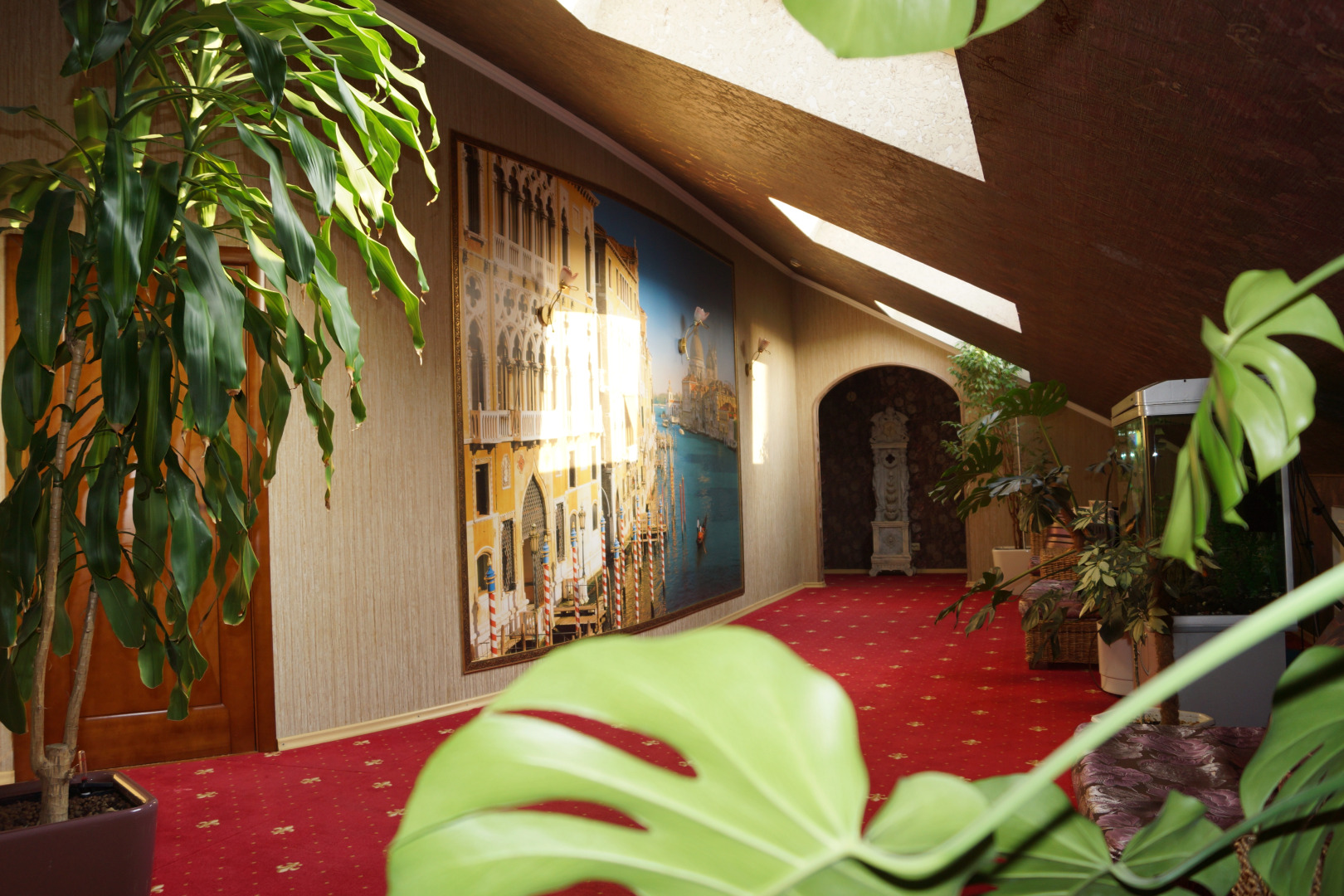 Отель Ренессанс