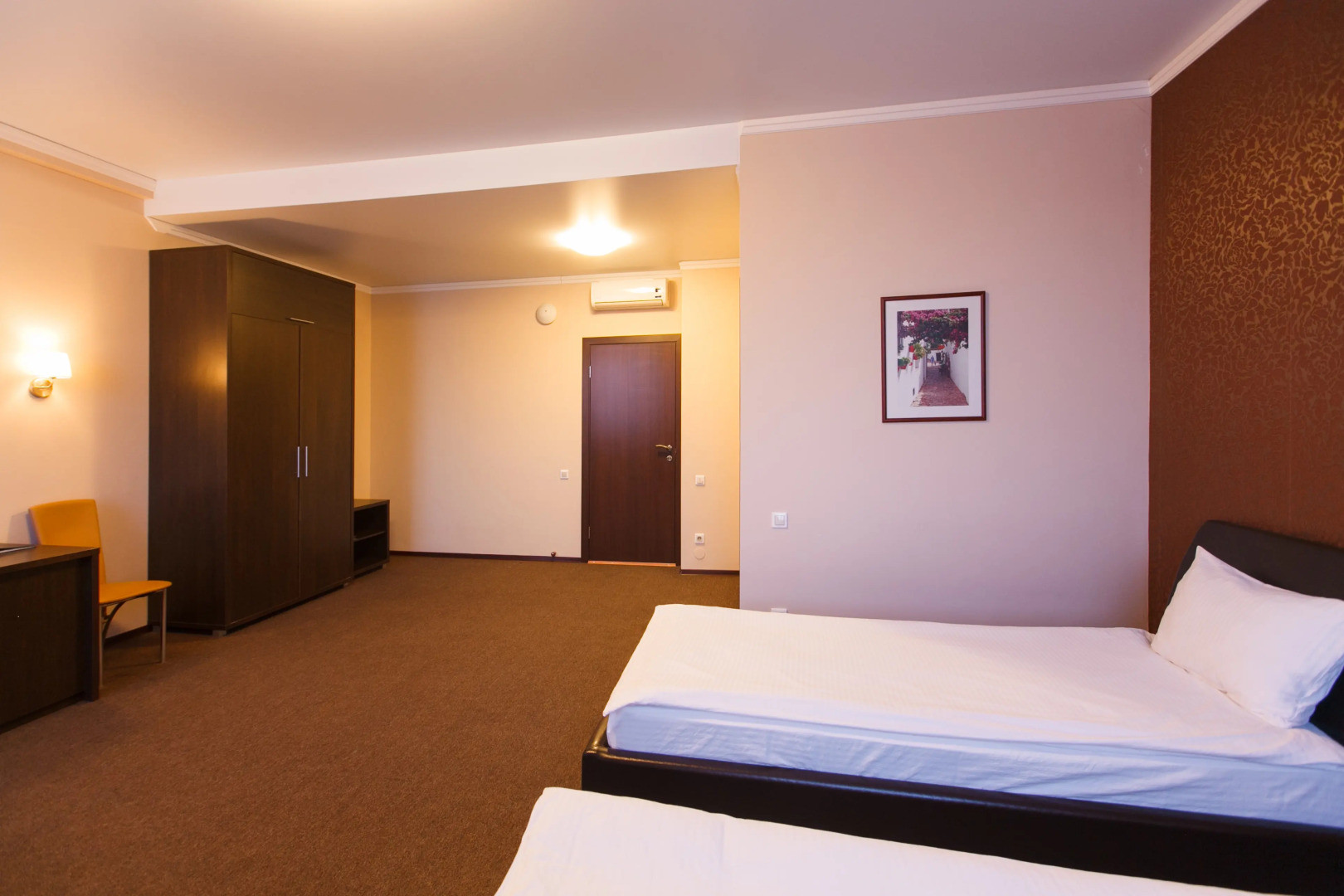 Отель Нарцисс