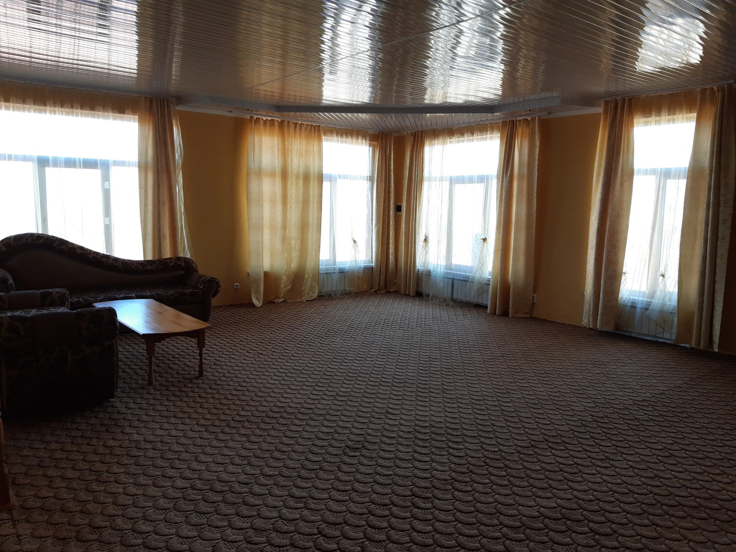 Меблированные комнаты для отпуска на чистом воздухе