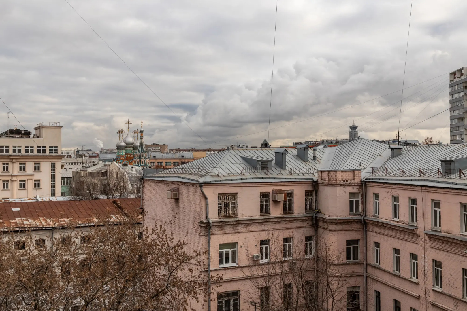 Квартира изысканная с авторским искусством пешком до Красной площади