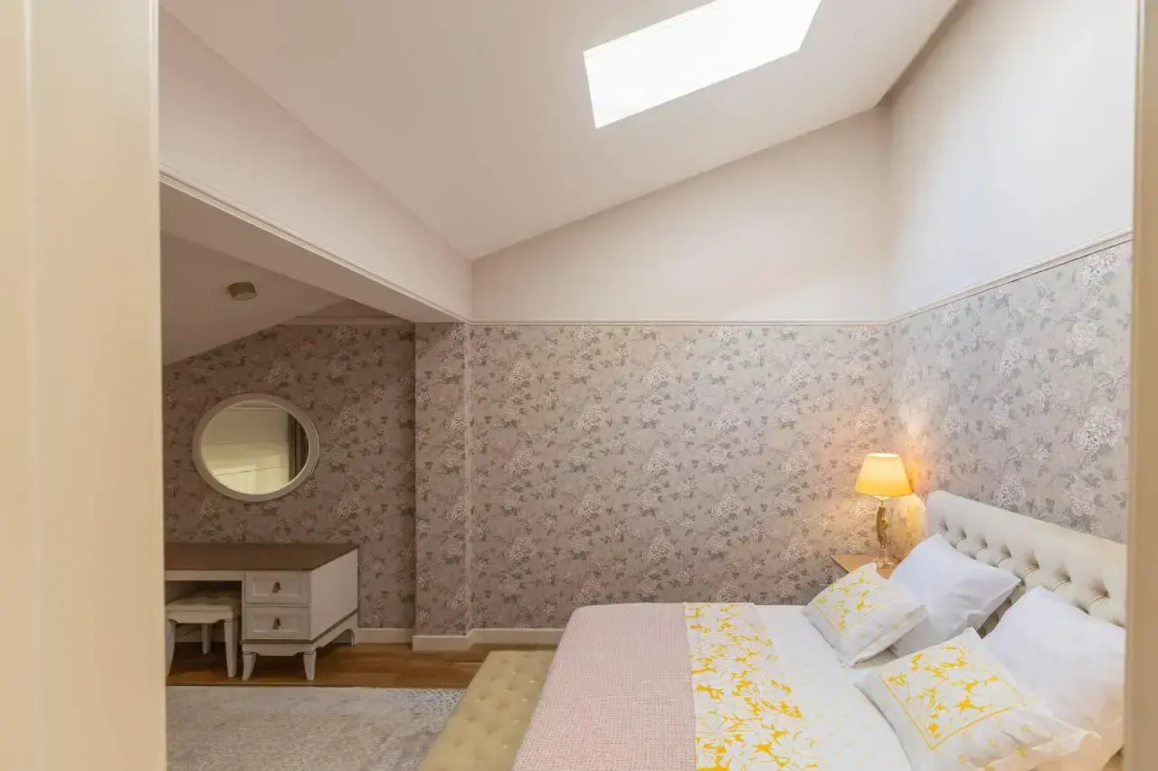 Апартаменты Двухэтажный Пентхаус Маки у Моря