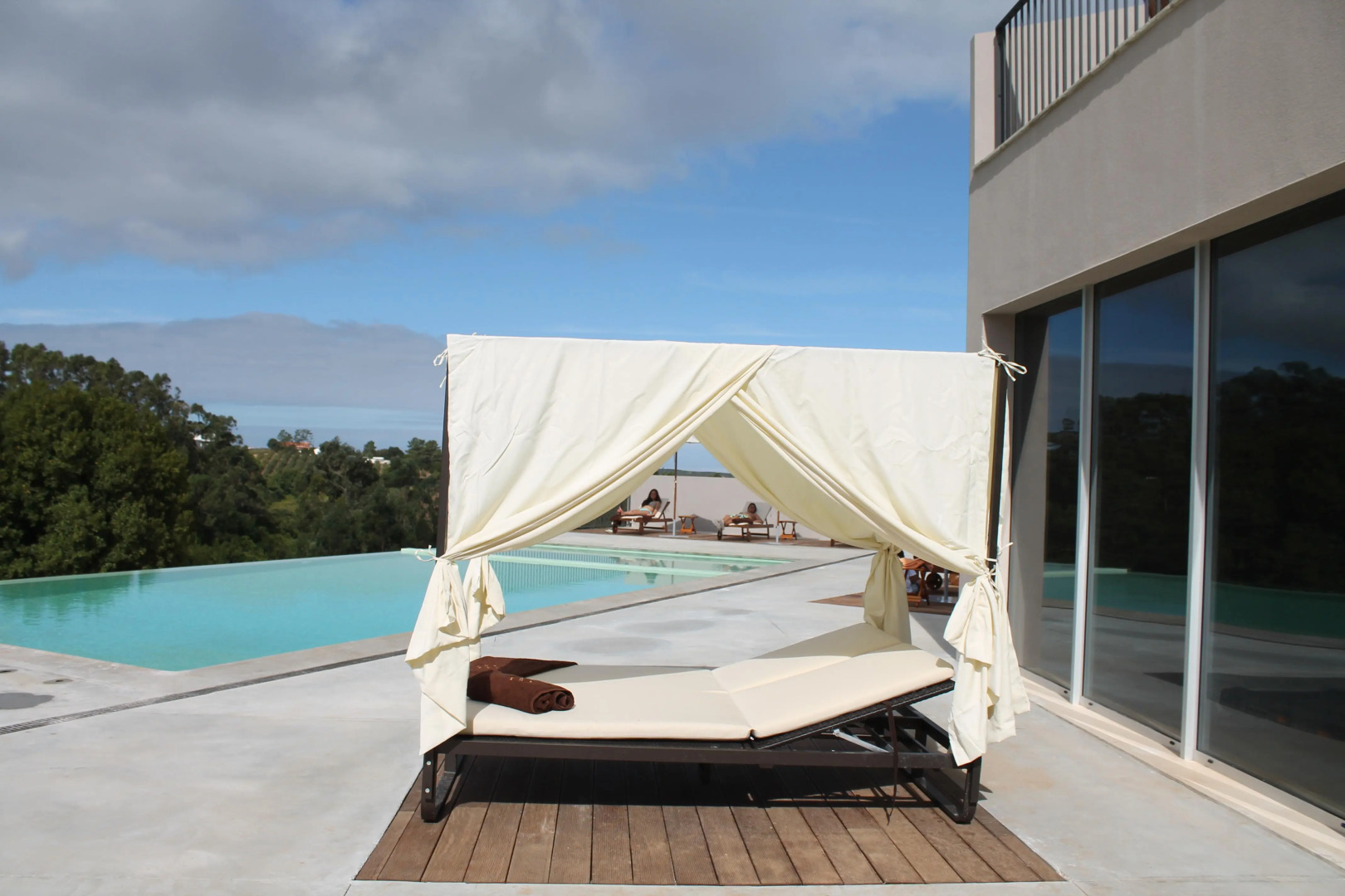 Отель Vale d'Azenha Hotel and Residences