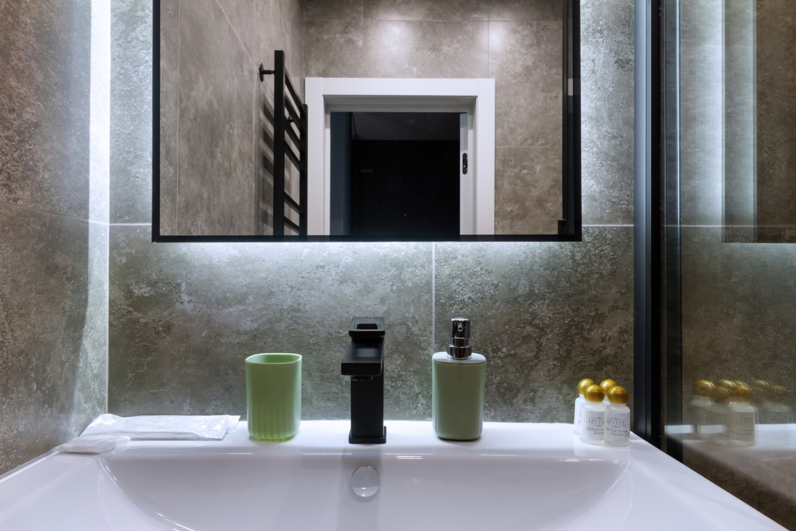 Квартира Andora-STEEL